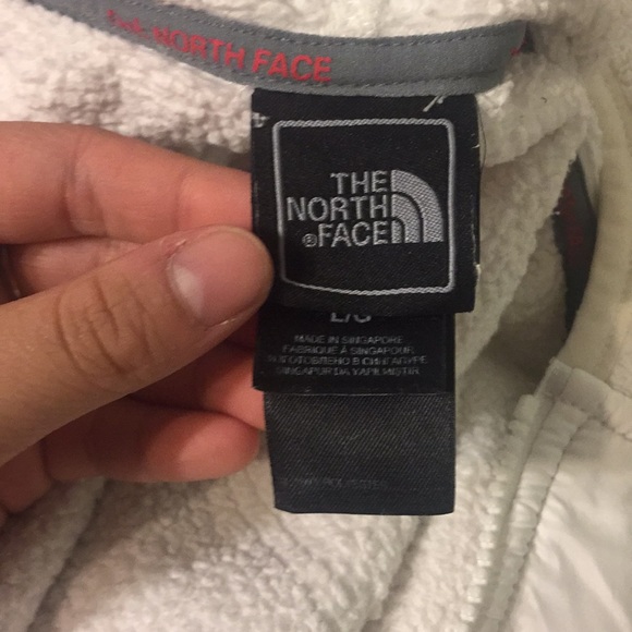White Northface - Picture 2 of 2
